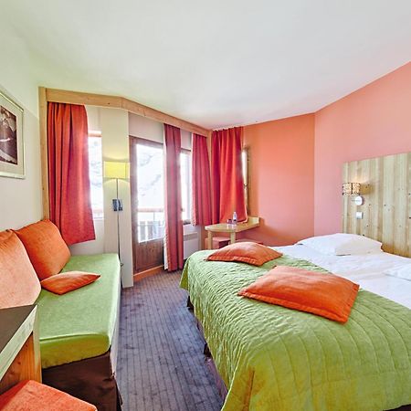 Hotel Les Bruyeres Les Menuires Quarto foto