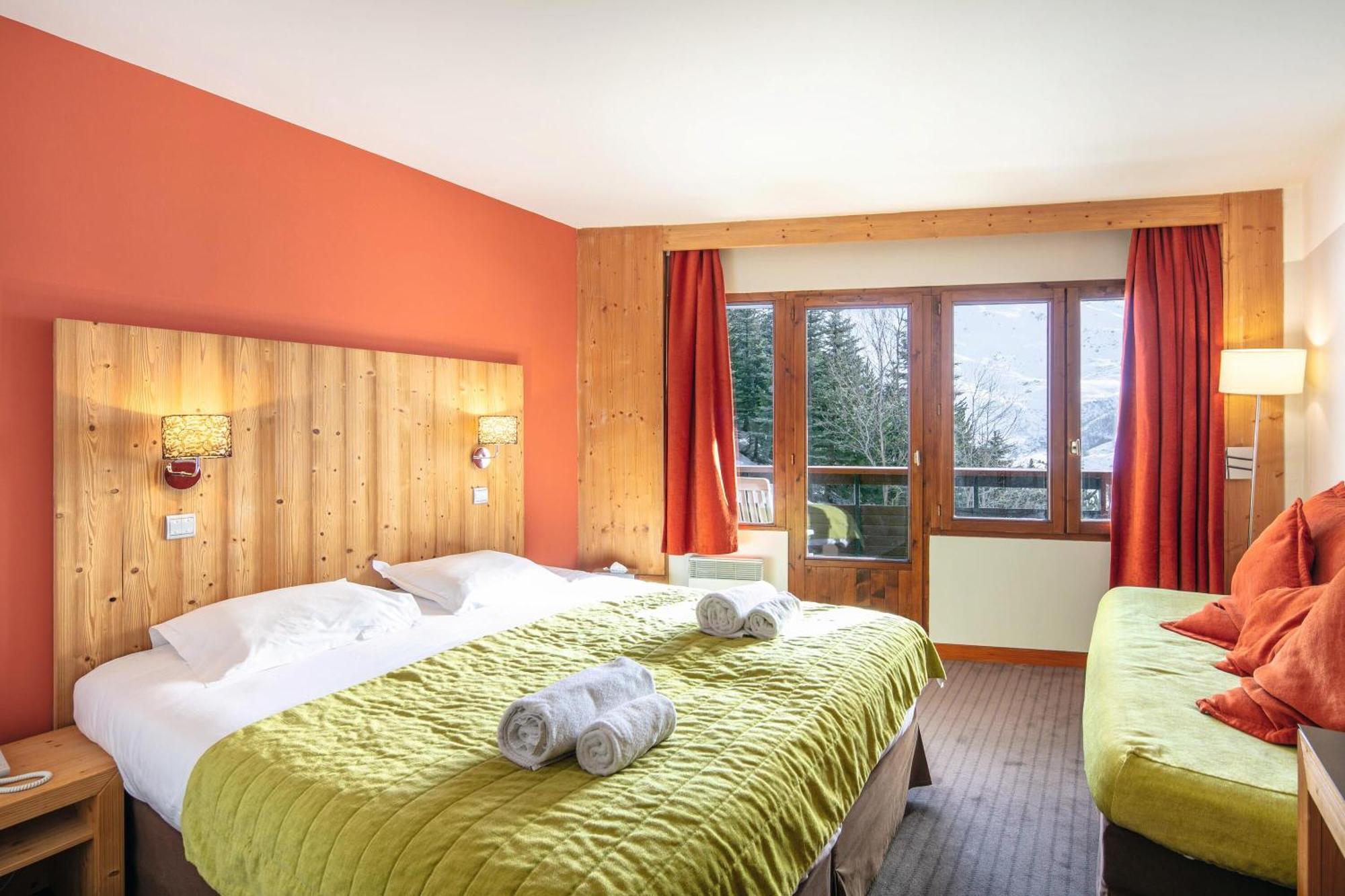 Hotel Les Bruyeres Les Menuires Quarto foto